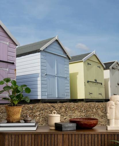 Pastel Coloured Beach Huts Wallpaper