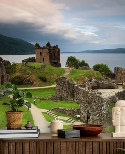 Scottish Castle af Loch Ness Wallpaper