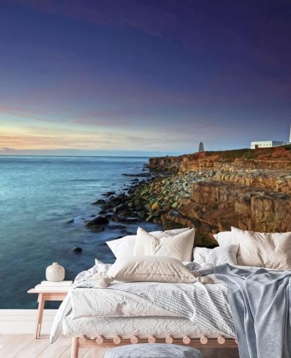 Farol vermelho e branco em Cliff by the Sea Wall Mural