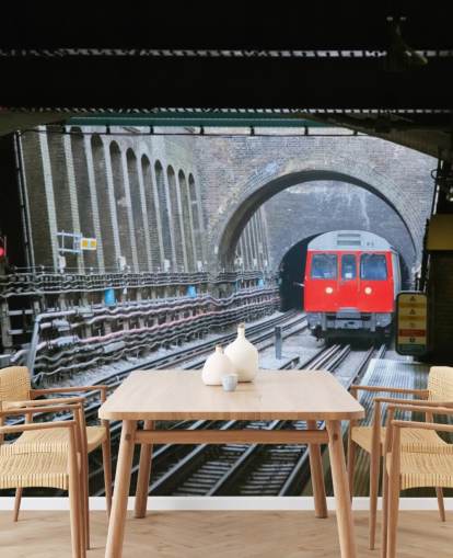 TFL-Tapetentapete namens London Underground Train Wallpaper für Büros, Unternehmen und Heimbüros