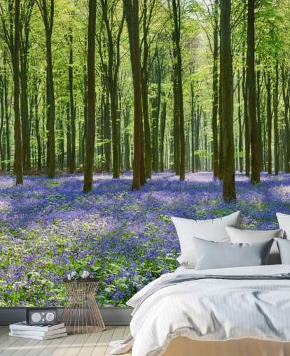 Blaue und grüne Waldtapete namens Bluebell Forest für Schlafzimmer, Wohnzimmer und Küchen Blaue und grüne Waldtapete namens Bluebell Forest für Schlafzimmer, Wohnzimmer und Küchen