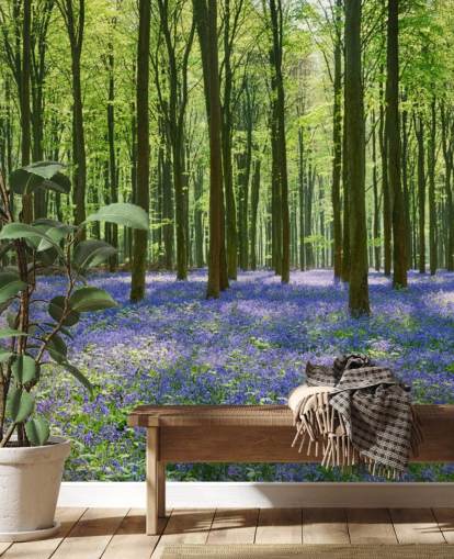 mural de papel pintado de bosque azul y verde llamado Bluebell Forest para dormitorios, salas de estar y cocinas