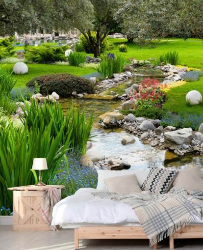 papier peint mural d'étang personnalisable vert appelé Asian Garden and Pond pour les maisons de retraite, les entreprises et les dentistes