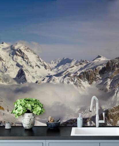 Courchevel Skihütte auf einem Berg Fototapete