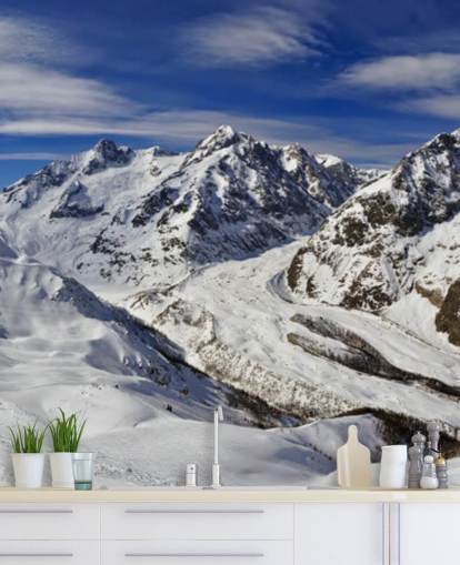 Mural Montañas nevadas y cielos azules