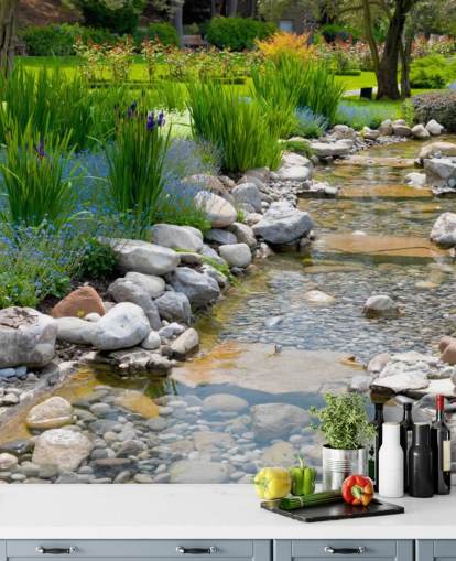 Ontspannende Japanse tuin met Brook Wallpaper Ontspannende Japanse tuin met Brook Wallpaper