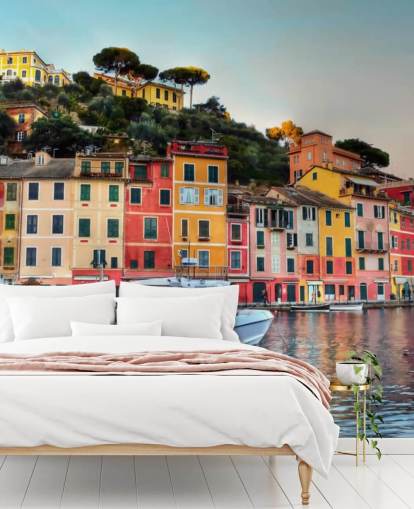 kleurrijke italiaanse huizen aan de kust behang kleurrijke italiaanse huizen aan de kust behang