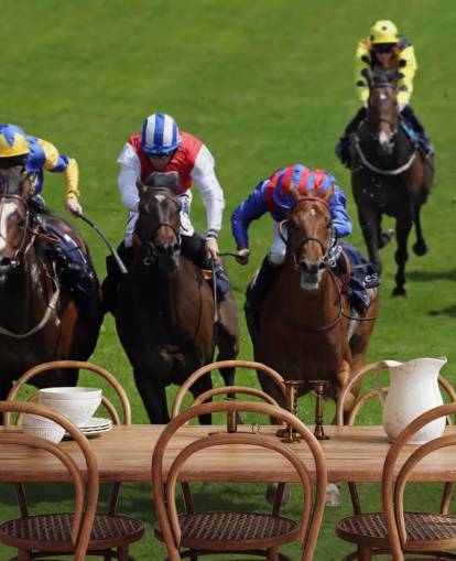 Horse Racing Wallpaper