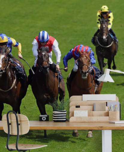 Horse Racing Wallpaper