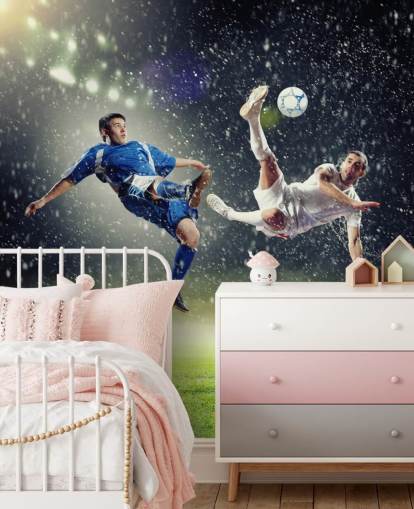 mural de papel pintado de fútbol personalizable azul, verde y blanco llamado Two Football Players Striking the Ball para dormitorio infantil mural de papel pintado de fútbol personalizable azul, verde y blanco llamado Two Football Players Striking the Ball para dormitorio infantil