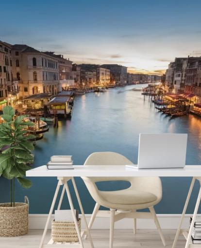 un canal à Venise la nuit fond d'écran