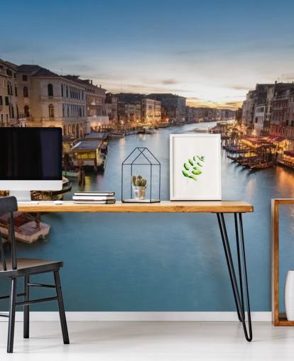 en kanal i Venedig natten tapet