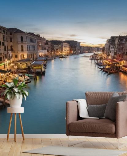 a canal in venice at night wallpaper a canal in venice at night wallpaper