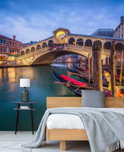 venezianische Brücke bei Nacht Tapete
