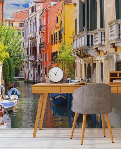 Venetian Houses mural