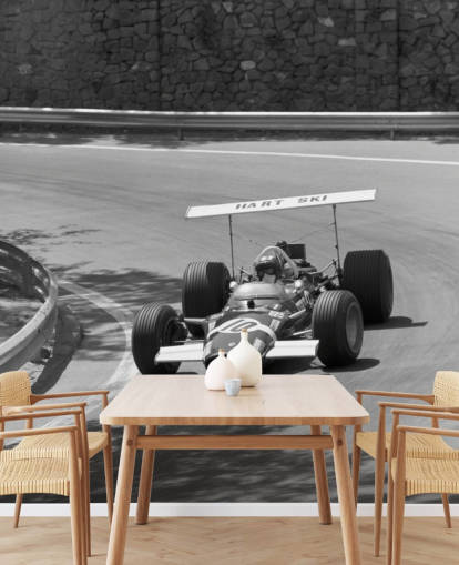 Decorazione murale con auto da corsa vintage su pista