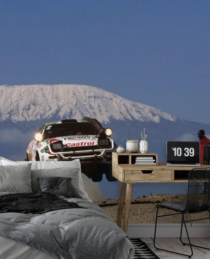 Carta da parati bianca auto da rally in aria