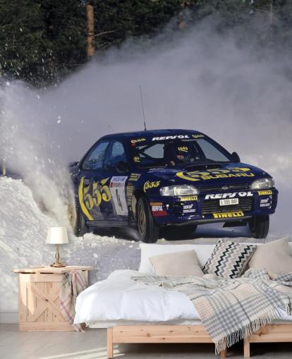 Decorazione murale con corse automobilistiche nella neve Decorazione murale con corse automobilistiche nella neve
