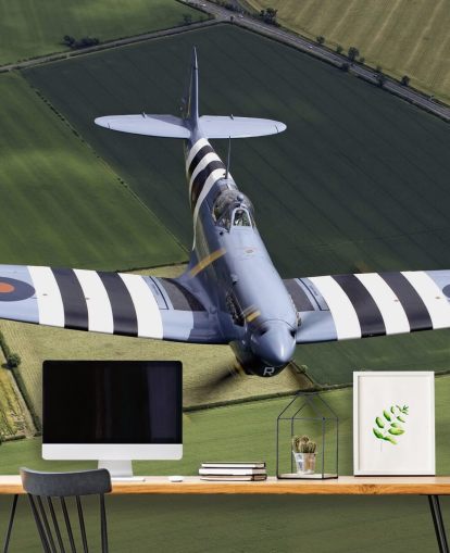 Spitfire mit Invasionsstreifen