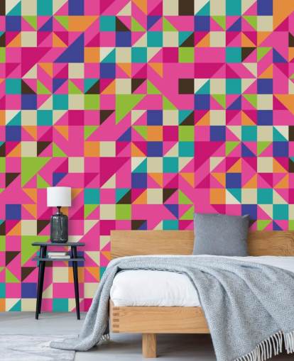 Veelkleurige en roze geometrische muurschildering