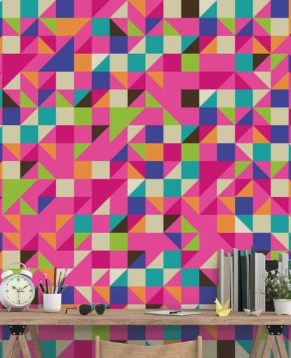Mehrfarbige und rosafarbene geometrische Wandtapete Mehrfarbige und rosafarbene geometrische Wandtapete