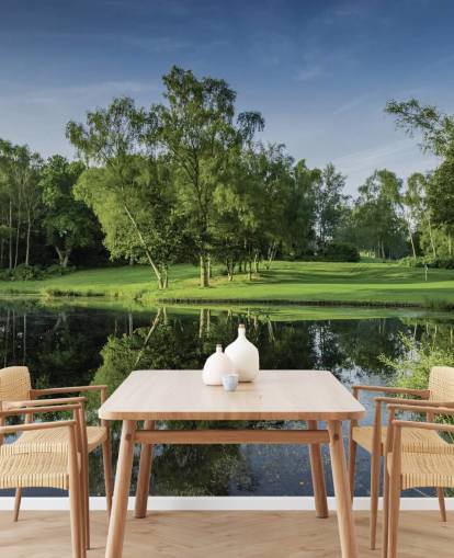 Amanecer al otro lado del lago, Cottesmore Hotel, Golf & Country Club, West Sussex, Inglaterra Fondo de pantalla