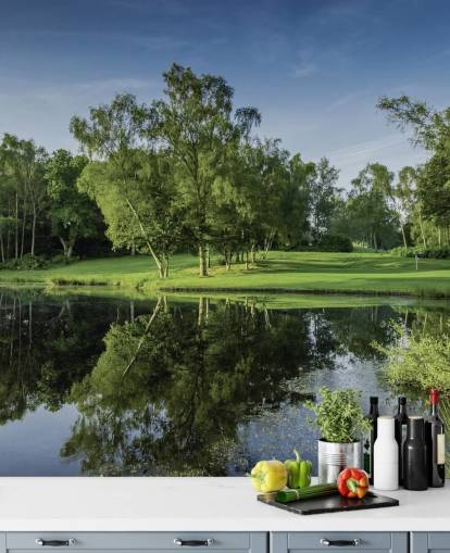 Dawn järven yli, Cottesmore-hotelli, Golf & Country Club, Länsi-Sussex, Englannin taustakuva