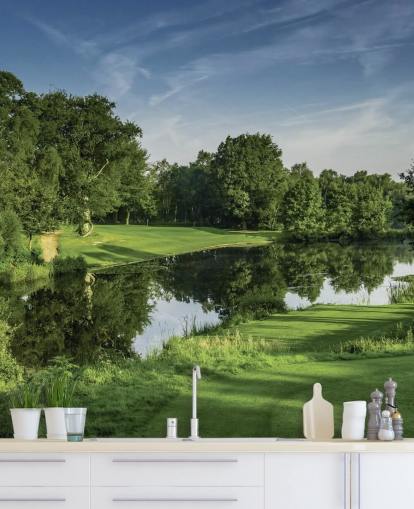 Mural Dawn Par Three, Cottesmore Hotel Golf & Country Club, West Sussex, Inglaterra