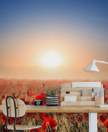 Punaiset unikot kenttäseinämaalauksessa Punaiset unikot kenttäseinämaalauksessa