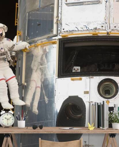Rondhangen met Hubble behang muurschildering