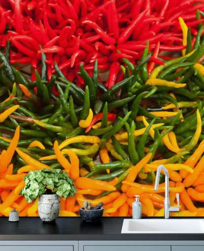 Rood, geel en groen chillis behang