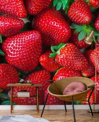 mural de papel pintado de frutas rojas brillantes llamado Strawberries Fresh para cocinas, cafeterías y restaurantes