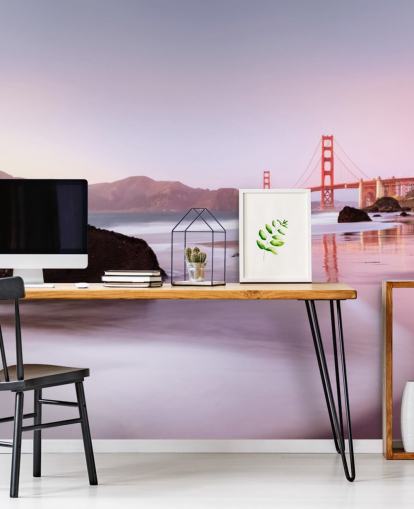 Decorazione murale con ponte rosso sulla spiaggia e San Francisco