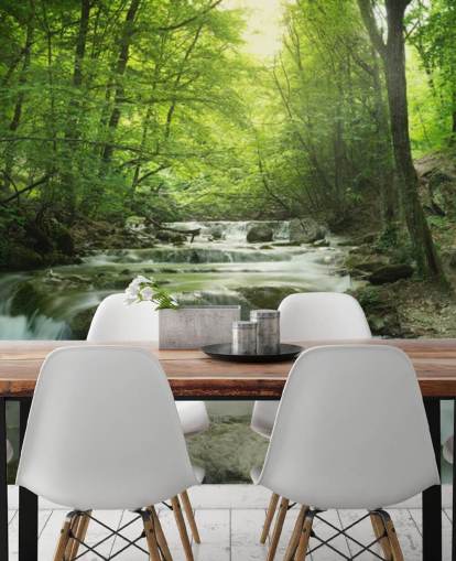 grüne, anpassbare Wald-Wandtapete namens Enchanting Forest Waterfall für Häuser und Büros. grüne, anpassbare Wald-Wandtapete namens Enchanting Forest Waterfall für Häuser und Büros.