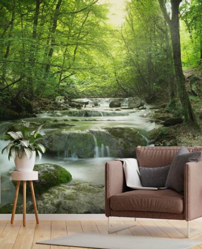 groene aanpasbare bosbehangmuurschildering genaamd Enchanting Forest Waterfall voor huizen en kantoren. groene aanpasbare bosbehangmuurschildering genaamd Enchanting Forest Waterfall voor huizen en kantoren.