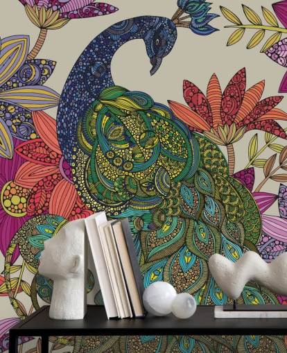 Mural colorido de flores e pássaros