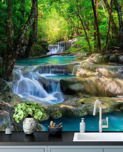 turkosblå anpassad vattenfall tapetväggmålning kallad Peaceful Waterfall för badrum och kök