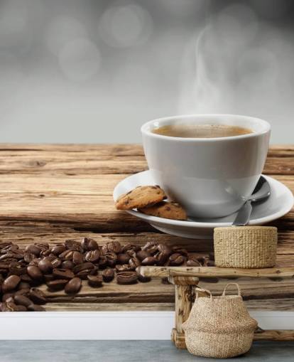 Fondo de pantalla de galletas de café caliente y granos de café derramados Fondo de pantalla de galletas de café caliente y granos de café derramados