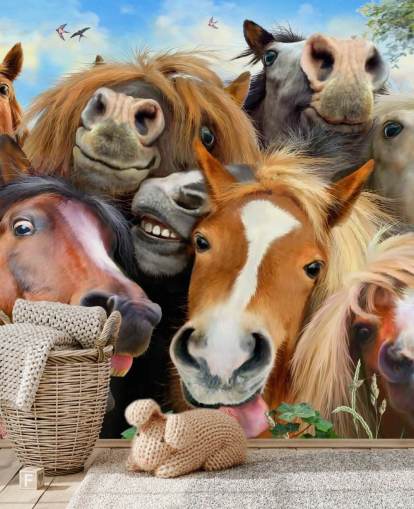 cavalos engraçados fazendo um papel de parede de selfie