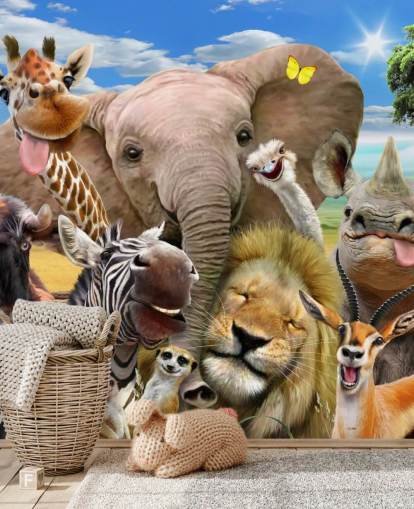 farbenfrohe personalisierbare Tiertapete namens Africa Selfie von Howard Robinson für das Kinderzimmer