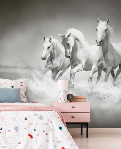 zwart-wit aanpasbaar paardenbehang genaamd Horses Black & White voor bedrijven, woonkamers en keukens