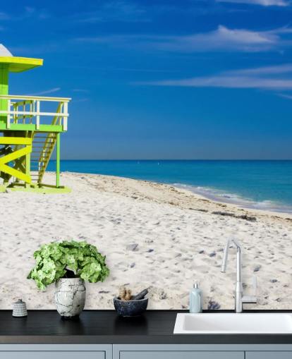 Green Lifeguard Hut on Beach Wallpaper Green Lifeguard Hut on Beach Wallpaper