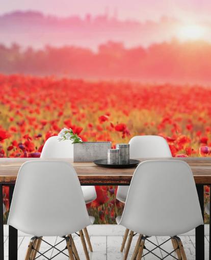 rødt blomstertapet vægmaleri kaldet Red Poppy Sunrise til lounger og soveværelser