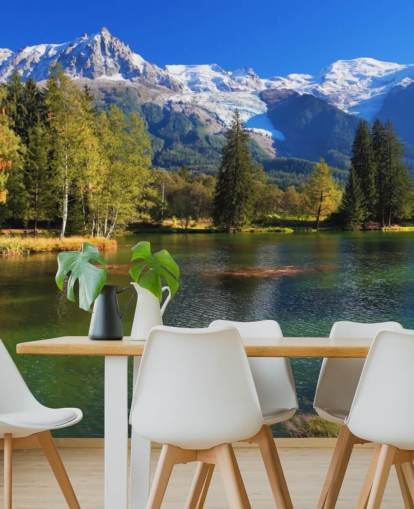 blå och grön anpassningsbar sjö tapet kallad Snow Capped Mountains för sovrum eller kontor