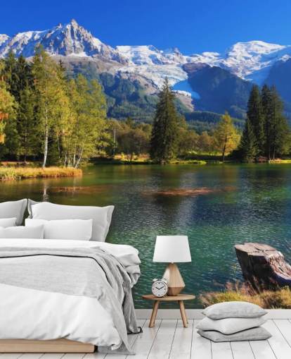 carta da parati personalizzabile blu e verde chiamata Snow Capped Mountains per camera da letto o ufficio
