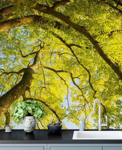 mural de pared de árbol verde llamado Canopy de Phil McMenemy para dormitorios, salas de estar y oficinas en casa