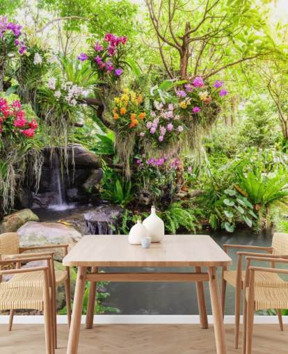 papier peint mural en cascade personnalisé vert appelé Orchid Garden Waterfall pour les salons