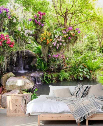 papier peint mural en cascade personnalisé vert appelé Orchid Garden Waterfall pour les salons