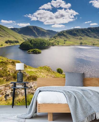 blå og grønn innsjø tapetmaleri kalt Haweswater fra Whiteacre Crag for soverom, stuer og hjemmekontorer blå og grønn innsjø tapetmaleri kalt Haweswater fra Whiteacre Crag for soverom, stuer og hjemmekontorer