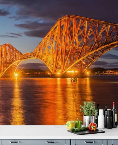 mural de papel de parede laranja e azul da Escócia chamado The Forth Bridge, Edimburgo para residências e escritórios